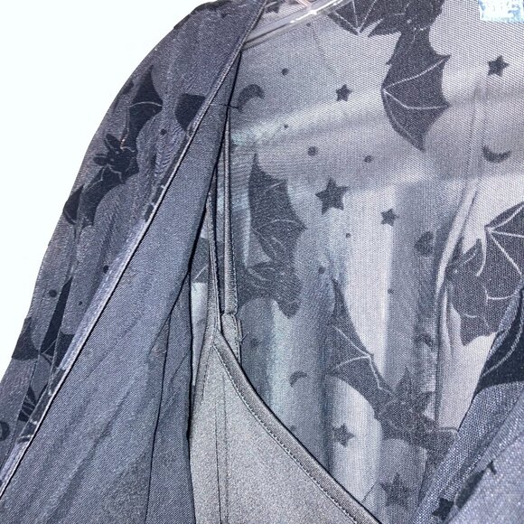 Modcloth Dramatic Depths Velvet Dress with Bat Mesh Overlay - NWT- Small - Picture 11 of 12